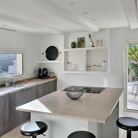 Вилла Soleada Sea View Heated Pool Beaches *