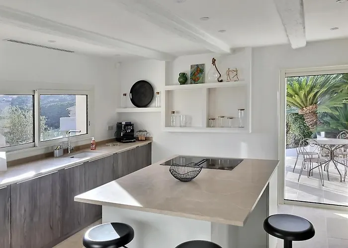 Вилла Soleada Sea View Heated Pool Beaches *