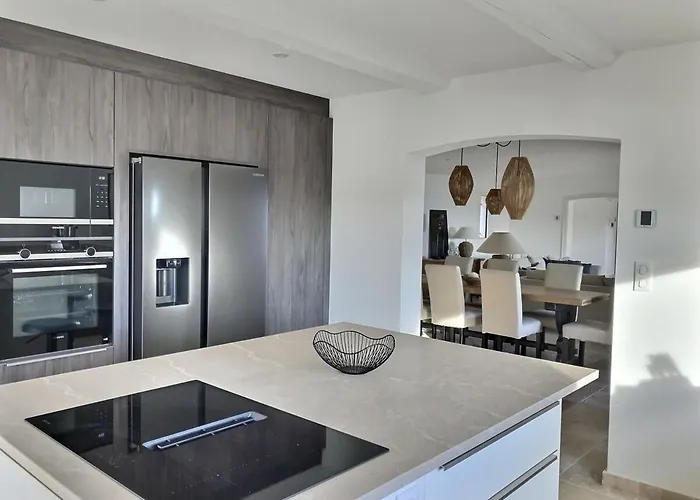 Вилла Soleada Sea View Heated Pool Beaches *